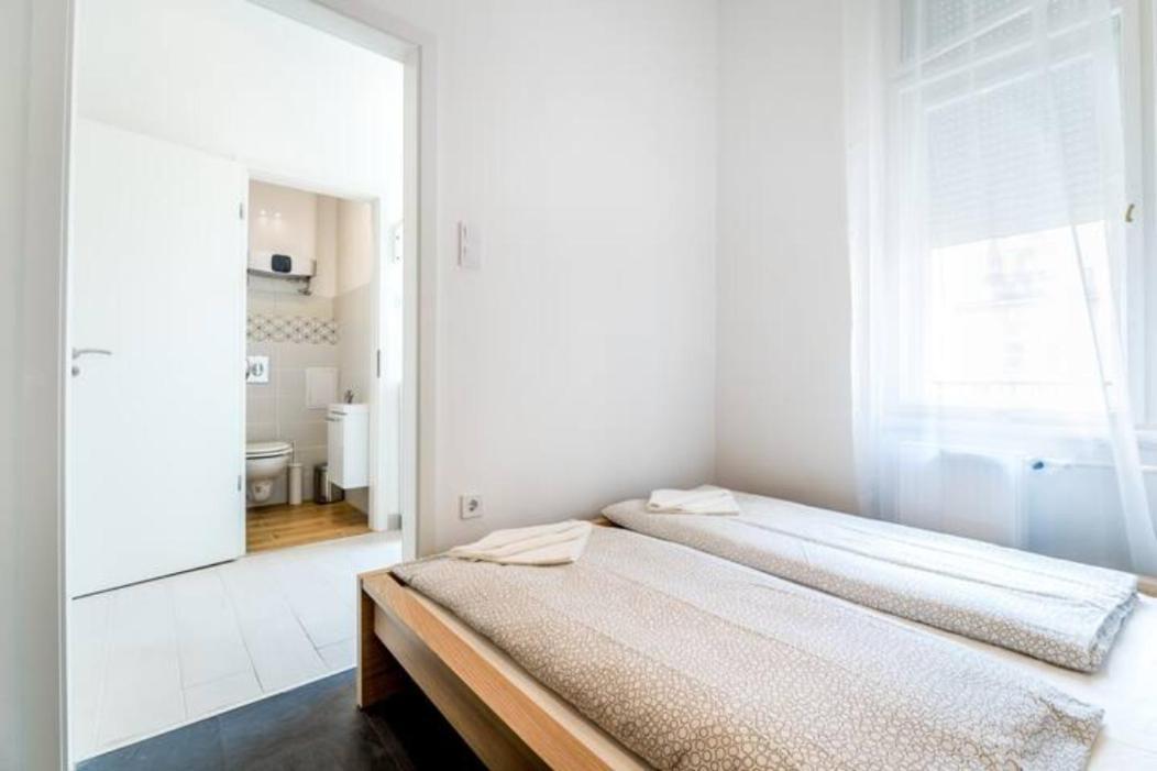 Hi-Bp Sunny Home Apartments In The Heart Of בודפשט מראה חיצוני תמונה