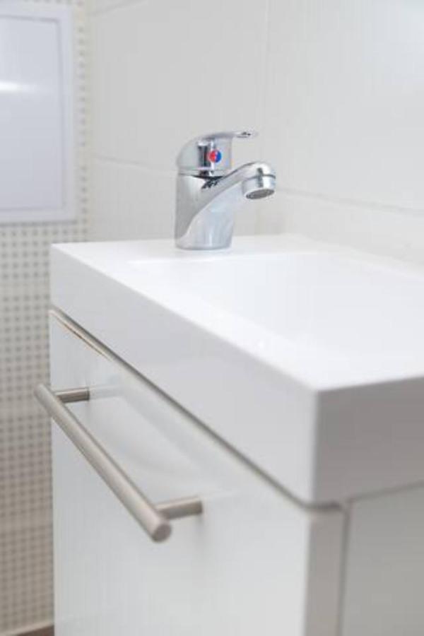 Hi-Bp Sunny Home Apartments In The Heart Of בודפשט מראה חיצוני תמונה