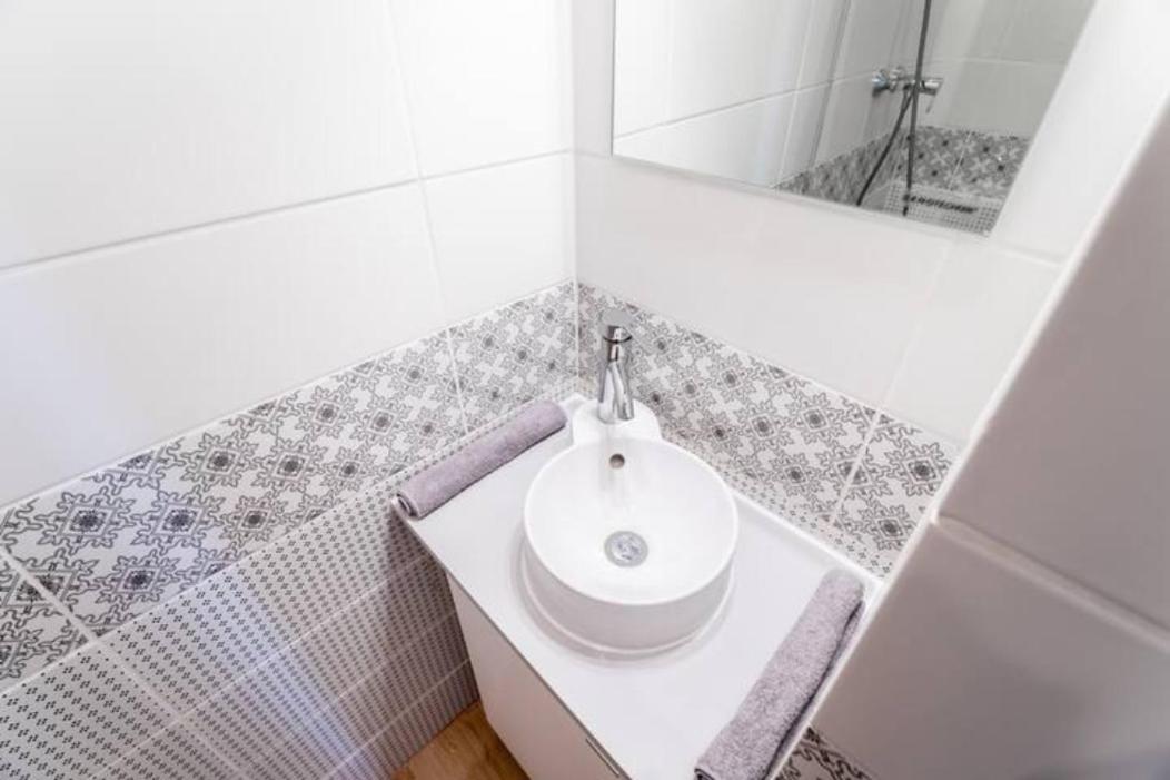 Hi-Bp Sunny Home Apartments In The Heart Of בודפשט מראה חיצוני תמונה