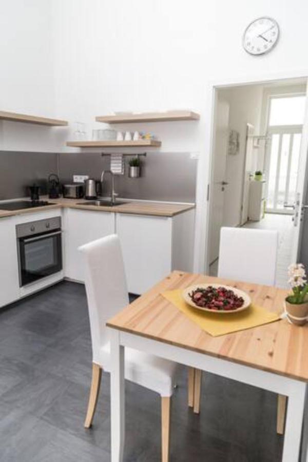 Hi-Bp Sunny Home Apartments In The Heart Of בודפשט מראה חיצוני תמונה