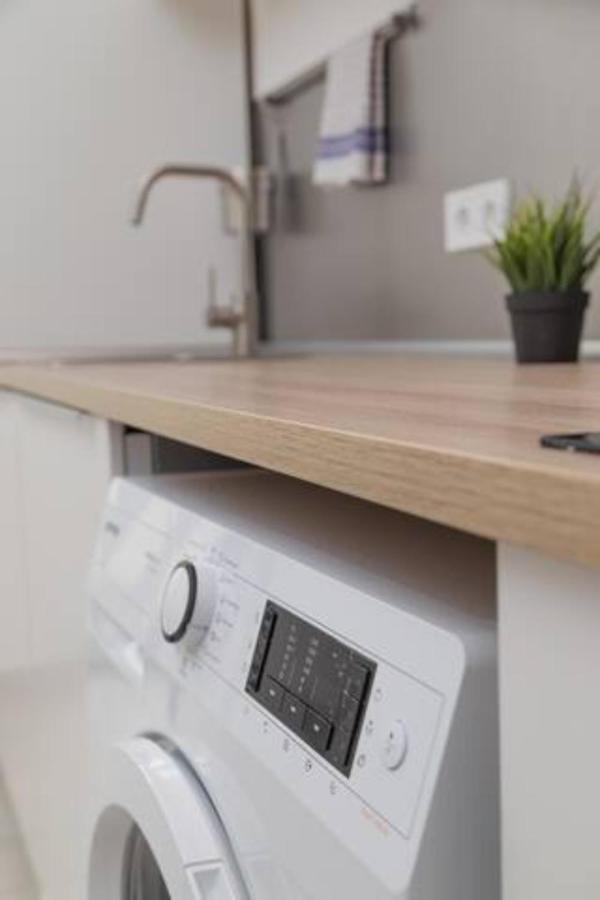Hi-Bp Sunny Home Apartments In The Heart Of בודפשט מראה חיצוני תמונה
